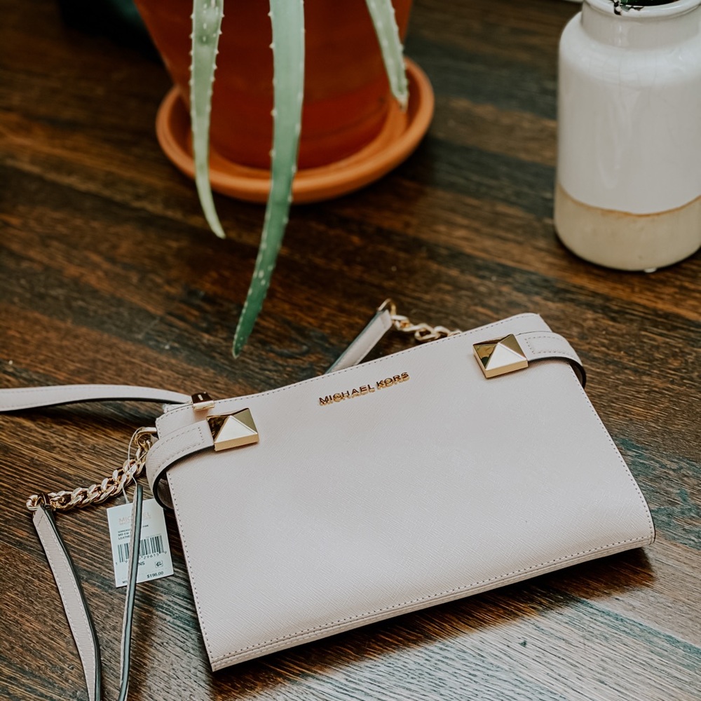 Michael Kors Clutch